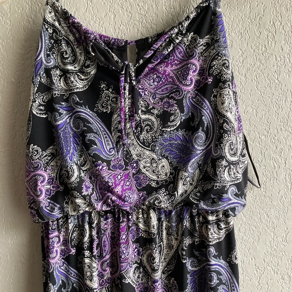 Enfocus Studio Maxi dress, spaghetti strap size 6,spandexblack, purple and white - Picture 3 of 4